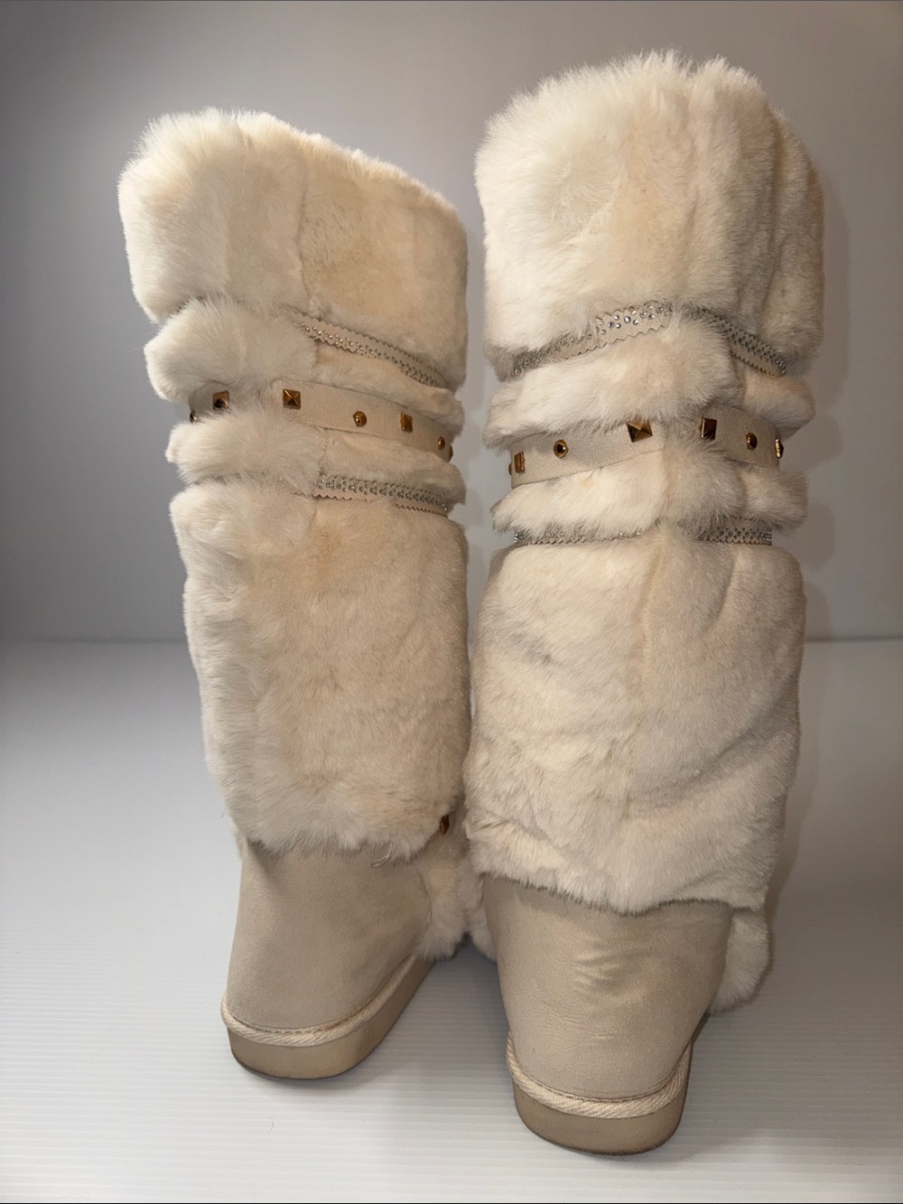Shoe Dazzle Cream Plush Faux Fur Tall Winter Boots - Picture 3 of 5
